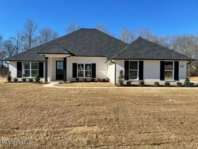 Byhalia, MS 38611,1101 N Pebble Cove