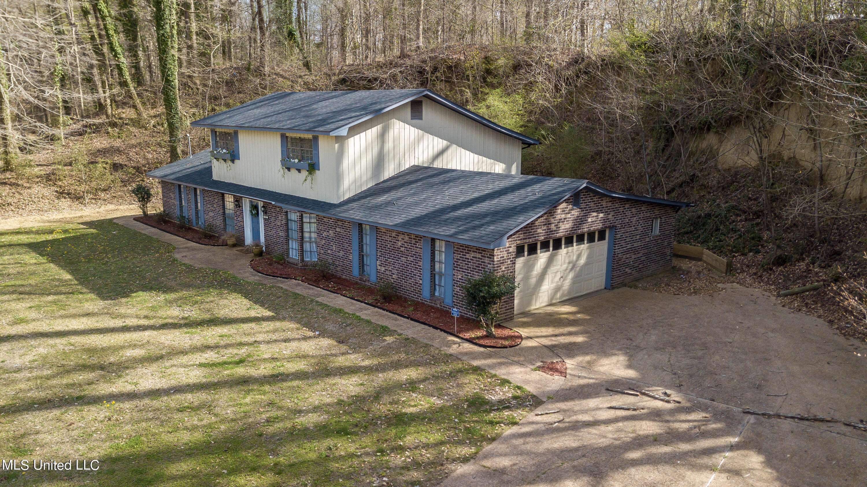 Vicksburg, MS 39180,4922 Halls Ferry Road