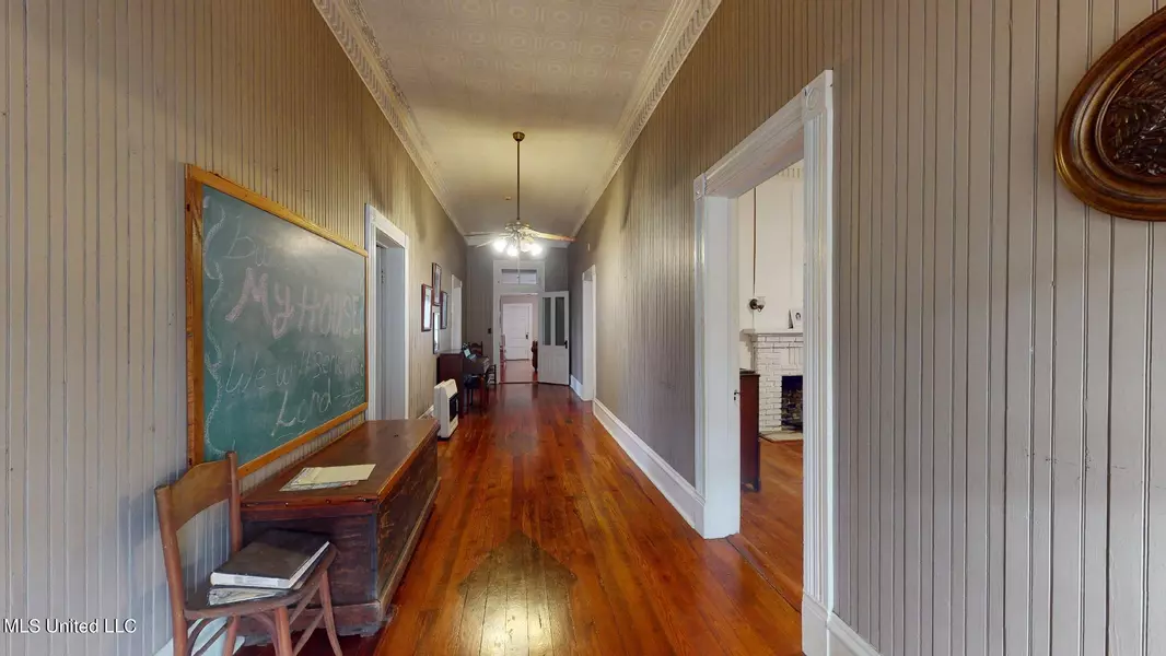 2006 Paulding Road, Leakesville, MS 39451