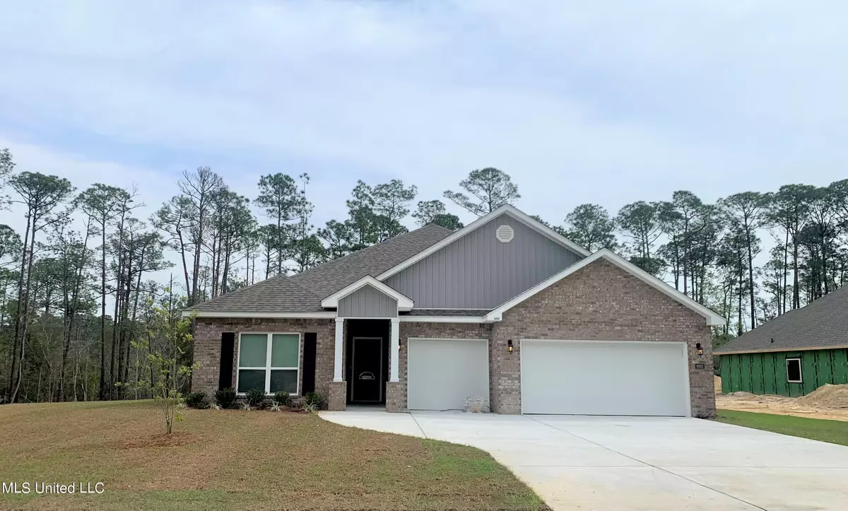 Ocean Springs, MS 39564,6892 Osprey Drive