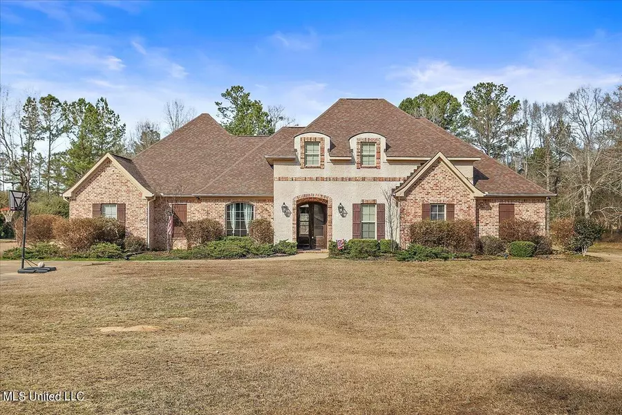 135 Hunter Trail, Florence, MS 39073