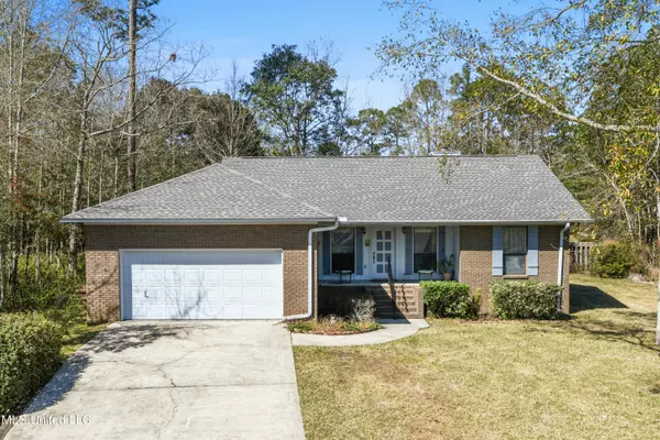 568 Ahuli Place, Diamondhead, MS 39525