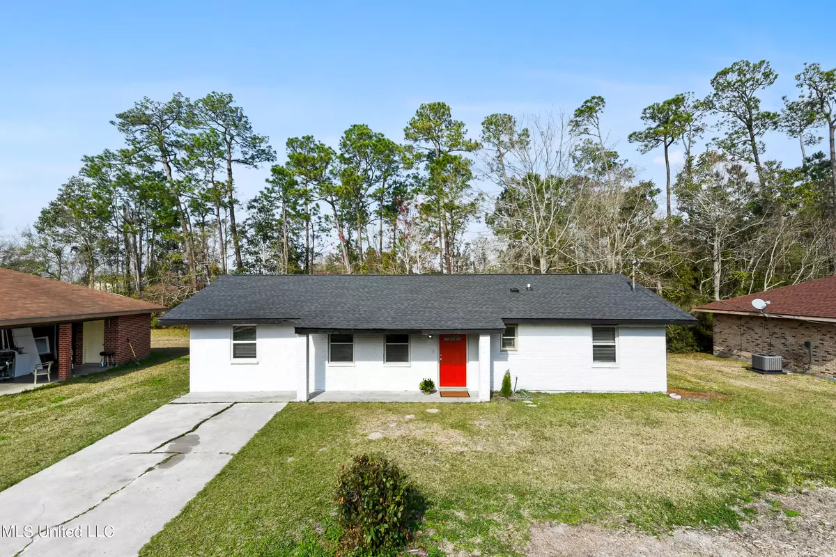 Bay Saint Louis, MS 39520,579 Easterbrook Street