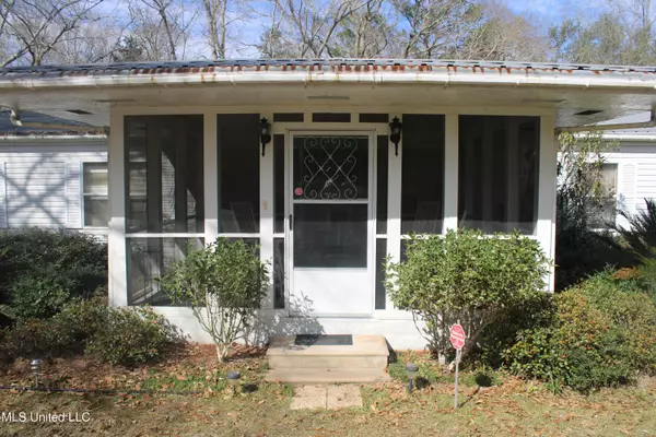 Lucedale, MS 39452,103 Alisha Lane