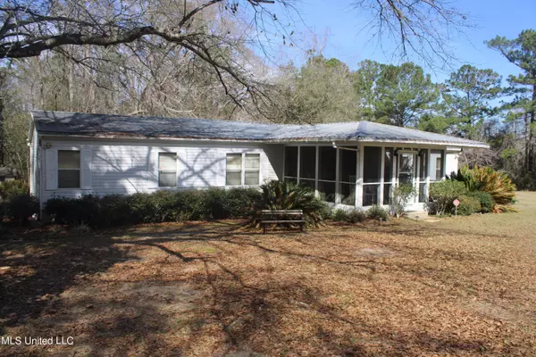 103 Alisha Lane, Lucedale, MS 39452