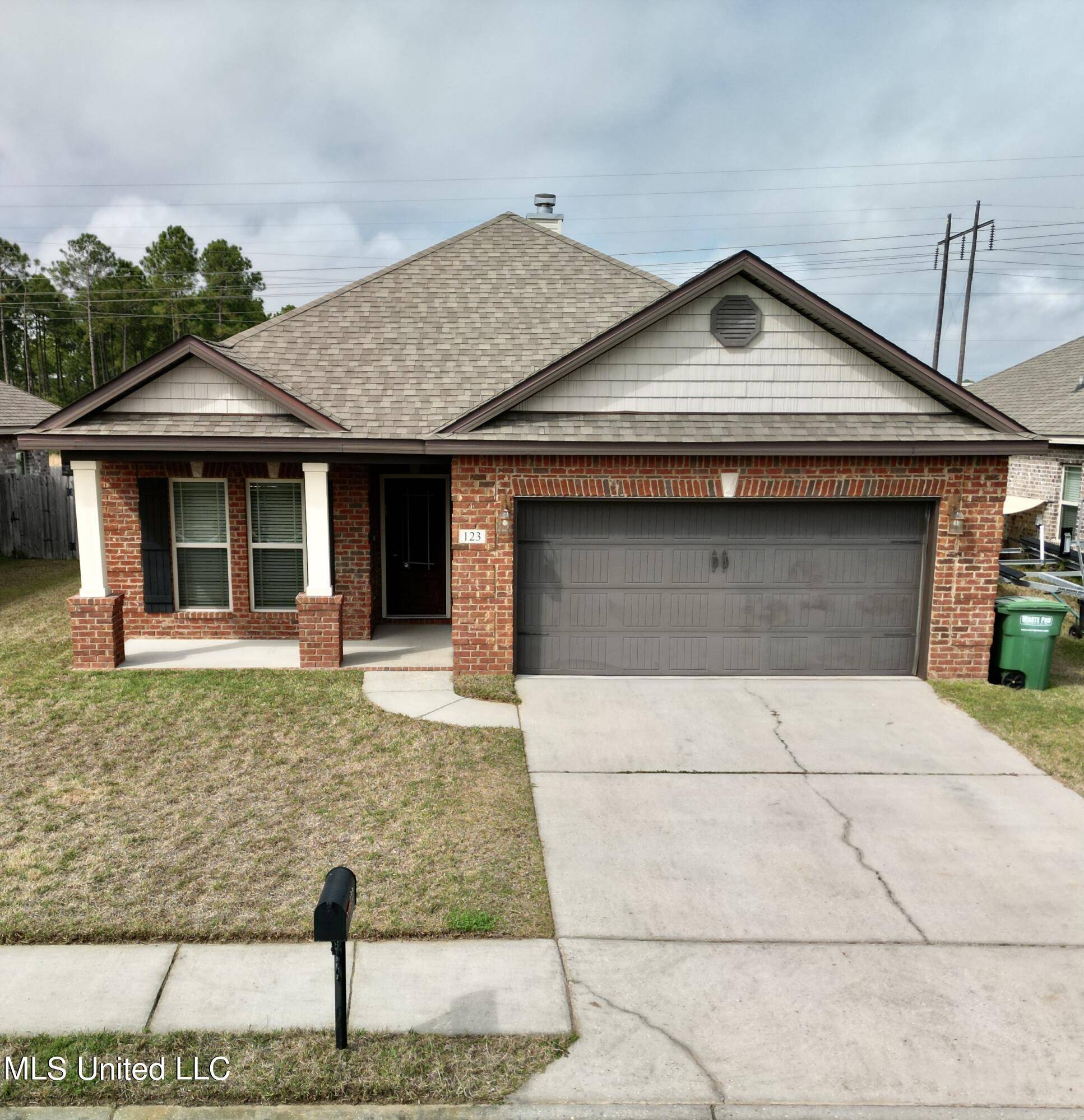 Ocean Springs, MS 39564,123 Clear Springs Circle