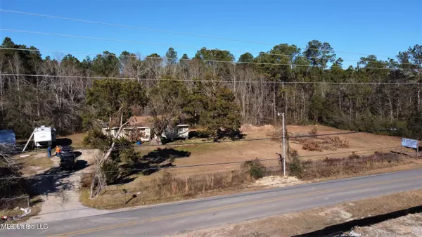 14708 Cook Rd Road, Biloxi, MS 39532