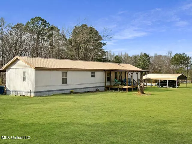 Hickory Flat, MS 38633,1884 Ranchtown Road