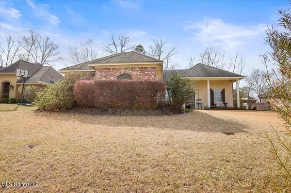 222 Turtle Lane, Brandon, MS 39047