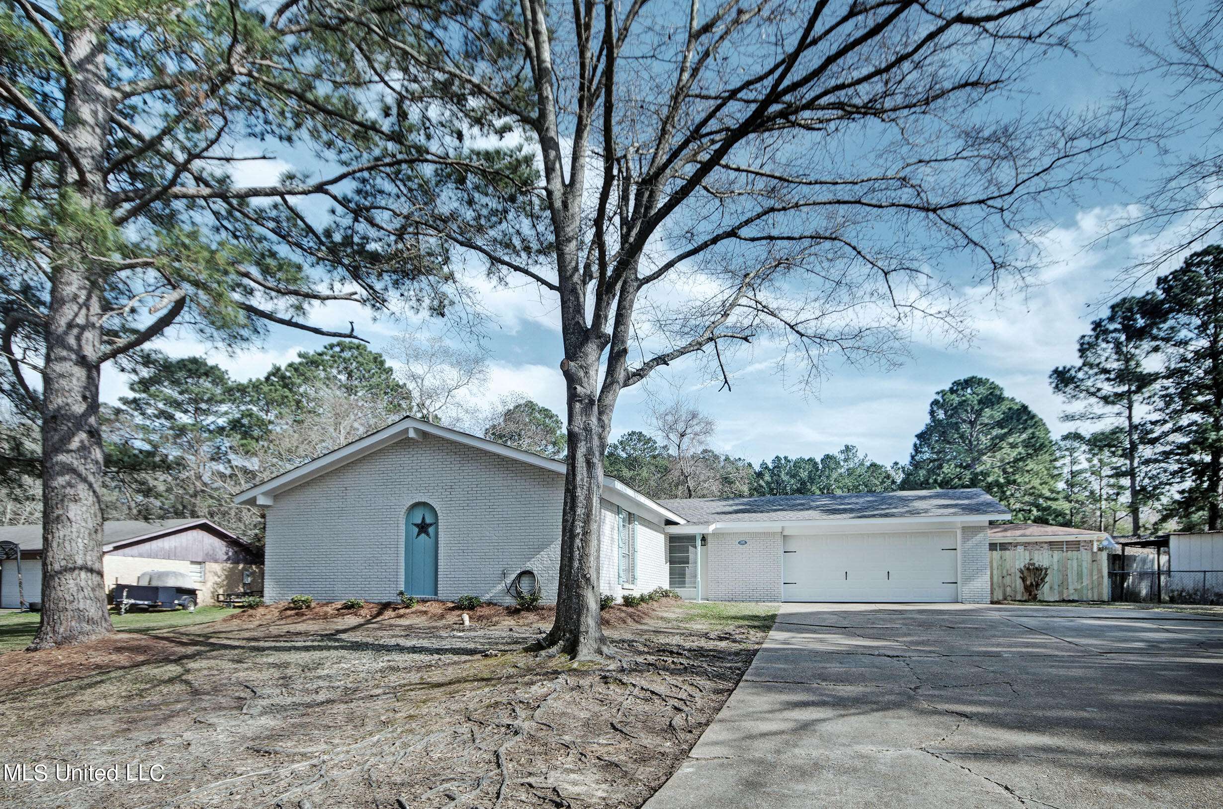 528 Tammy Drive, Pearl, MS 39208
