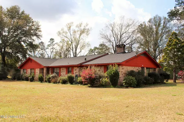 125 Central Firetower Road, Lucedale, MS 39452