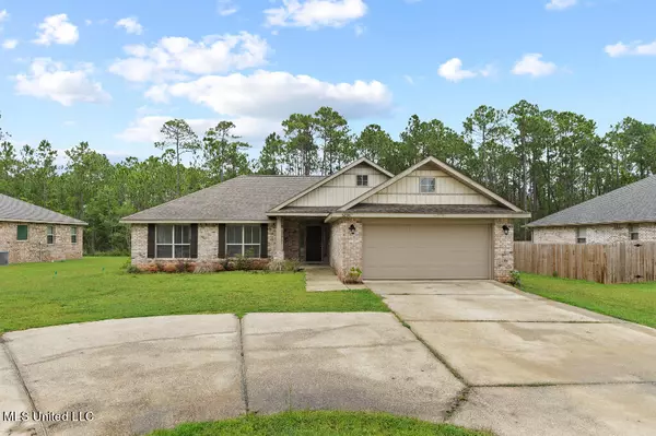 6896 Biddix Evans Road, Ocean Springs, MS 39564