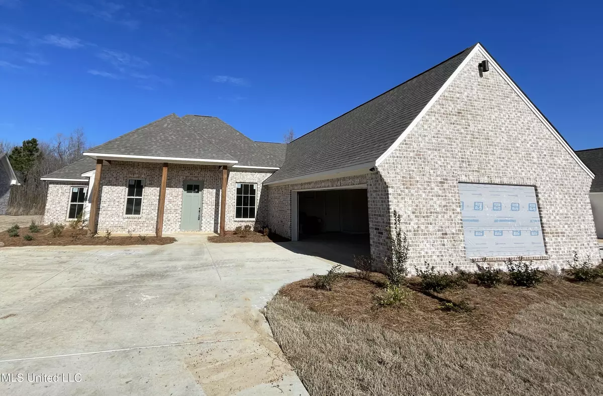 Canton, MS 39046,131 Ashby Ridge Dr