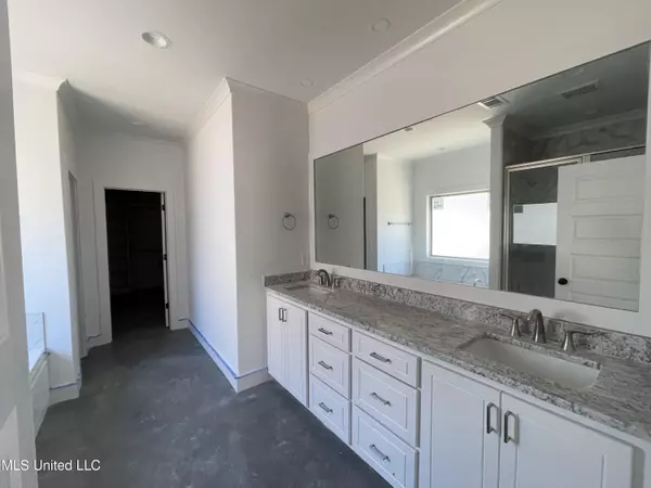 Canton, MS 39046,131 Ashby Ridge Dr