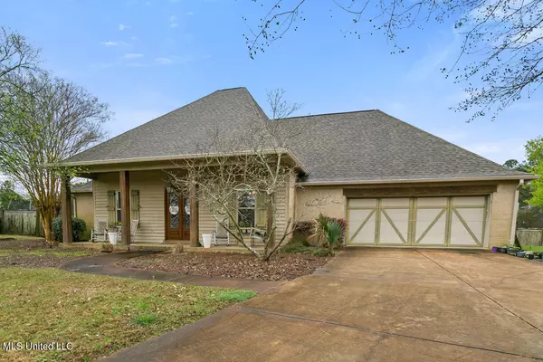 Madison, MS 39110,102 Coventry Cove