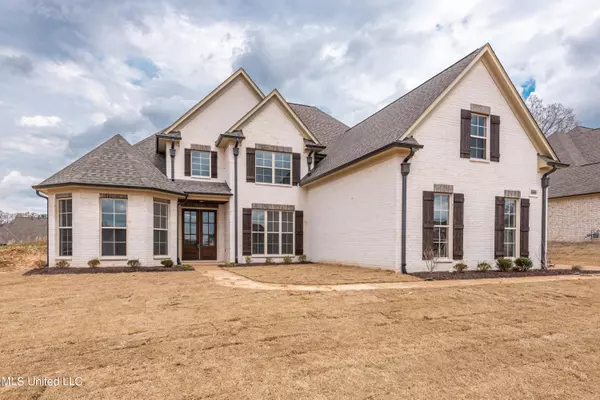 4836 Bakers Trail East, Nesbit, MS 38651