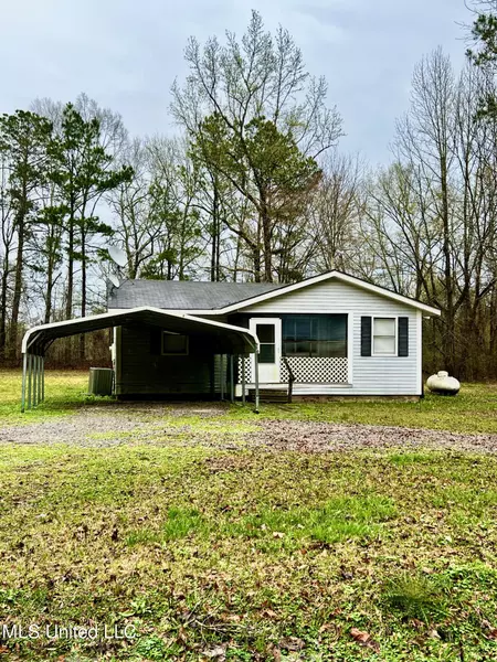 110 Ward Road, Camden, MS 39045