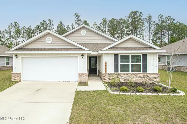 6567 Eastland Circle, Biloxi, MS 39532