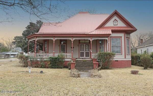 226 Calhoun Avenue, Yazoo City, MS 39194