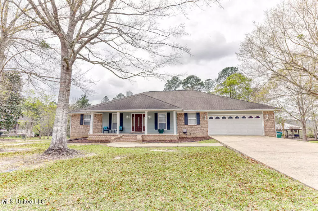 Gautier, MS 39553,8321 Meadowdale Drive