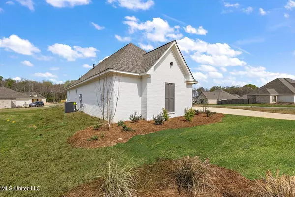 Canton, MS 39046,113 Ashby Ridge