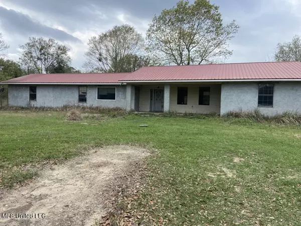 26305 Ivy Emerson Road, Lucedale, MS 39452