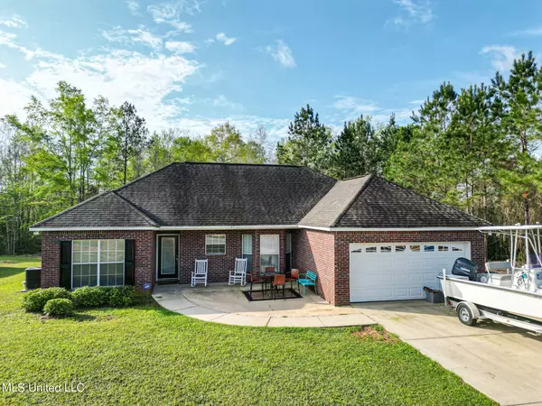 23 Ozark Place, Perkinston, MS 39573