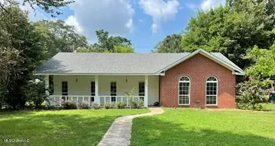 806 W President Avenue, Greenwood, MS 38930