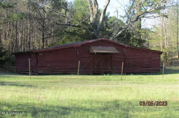 Hickory Flat, MS 38633,389 Bankhead Highway 2 Highway