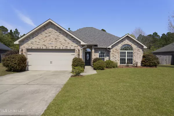 44 Tantallon Drive, Ocean Springs, MS 39564