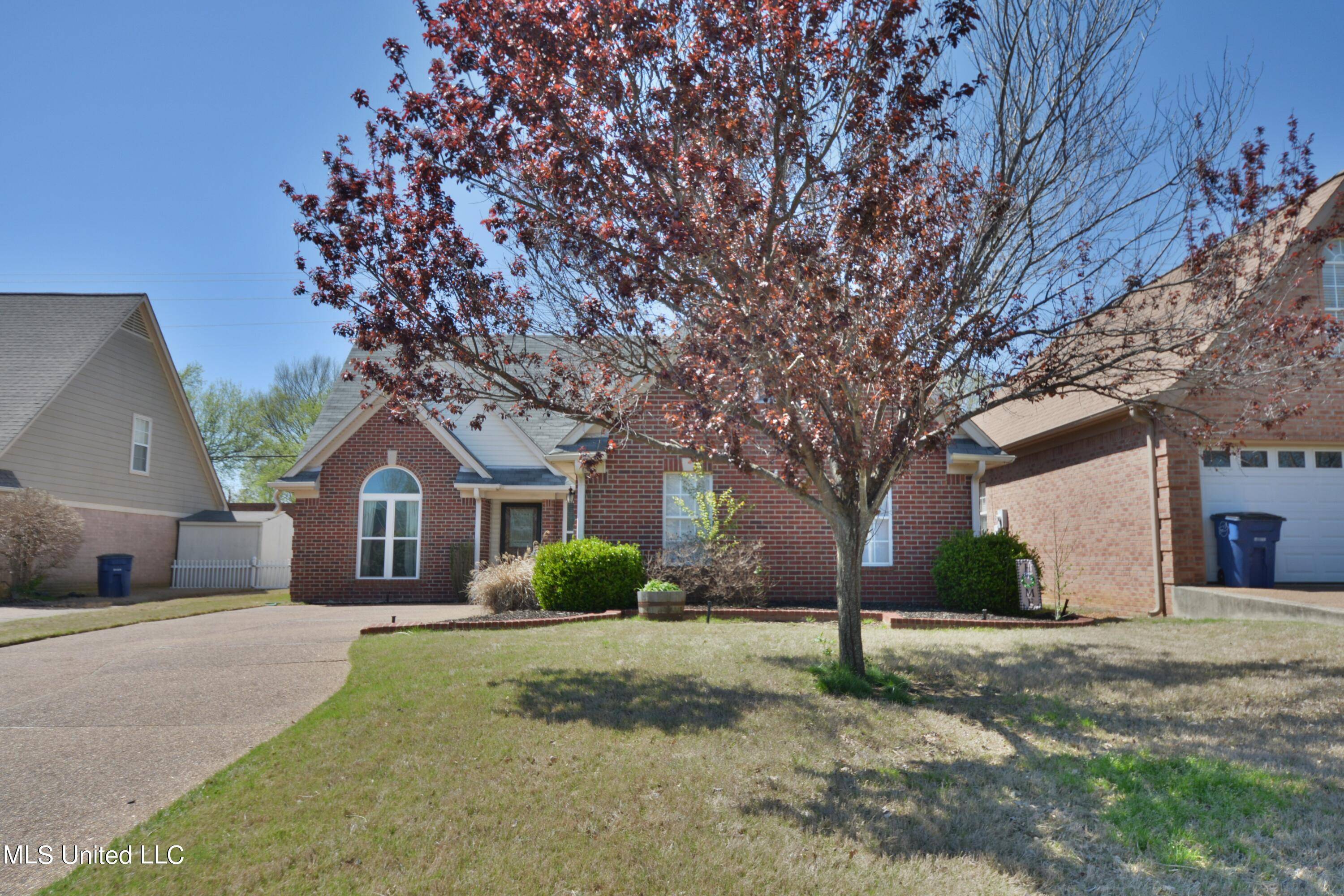 Olive Branch, MS 38654,8989 Creekside Drive