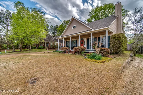 Flowood, MS 39232,2010 Meadow Oak Drive