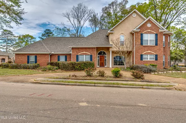 801 Champion View, Canton, MS 39046