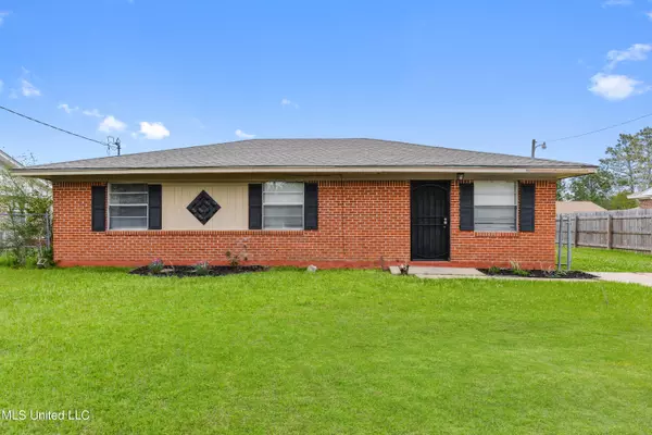 171 Holly Circle, Gulfport, MS 39501