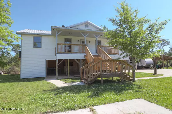 5032 Florida Street, Bay Saint Louis, MS 39520