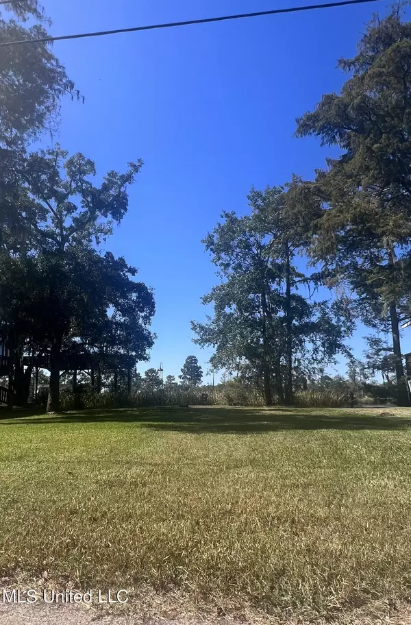 Cochran Avenue, Moss Point, MS 39562