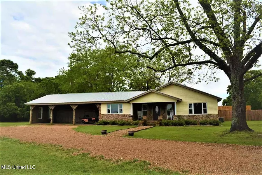 6527 13 Highway, Polkville, MS 39117