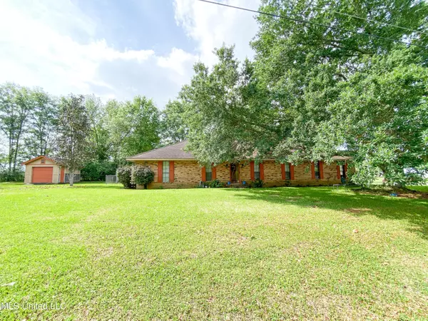 Poplarville, MS 39470,116 Maple Street