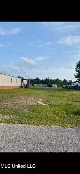 Wynedote Dr Drive, Gautier, MS 39553
