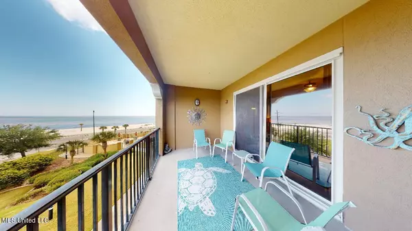 1200 Beach Drive #301, Gulfport, MS 39507