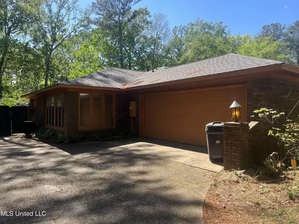 Brandon, MS 39047,109 Camelia Drive