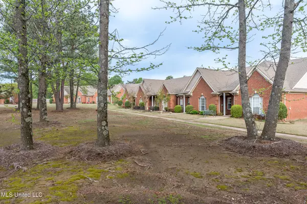 Hernando, MS 38632,859 Cardinal Lane