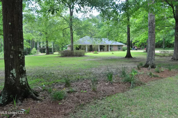 947 Joe Dear Road, Harrisville, MS 39082