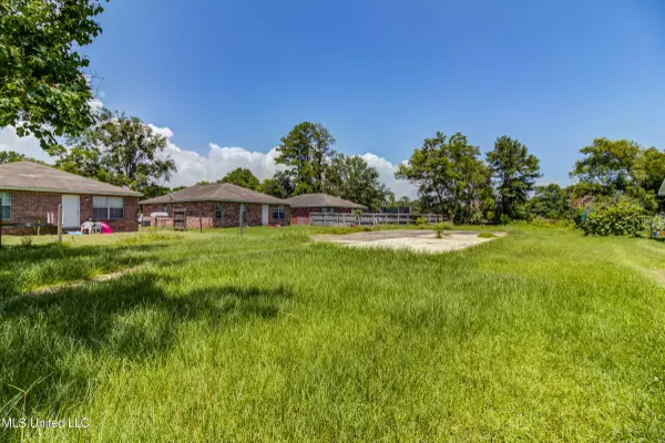 D'iberville, MS 39540,10128 Fournier Avenue