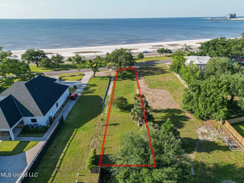 1406 E Beach Boulevard, Gulfport, MS 39501