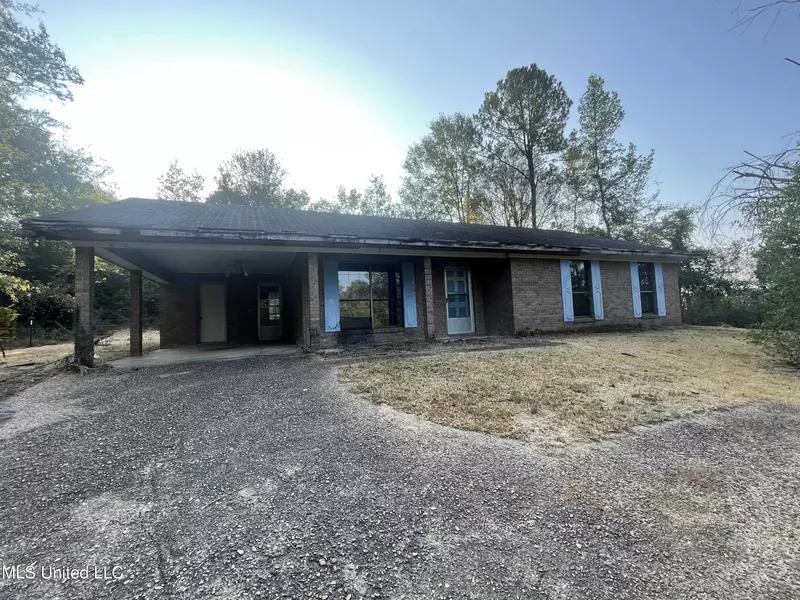 110 Bryant Lane, Magee, MS 39111