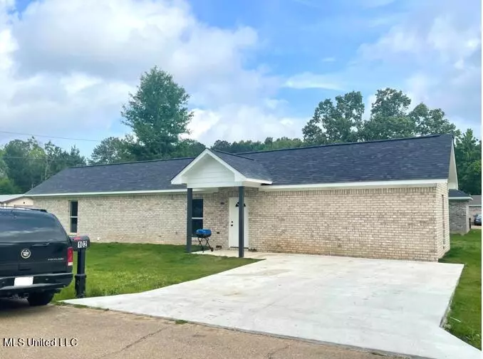 102 Sparrow Lane, Richland, MS 39218