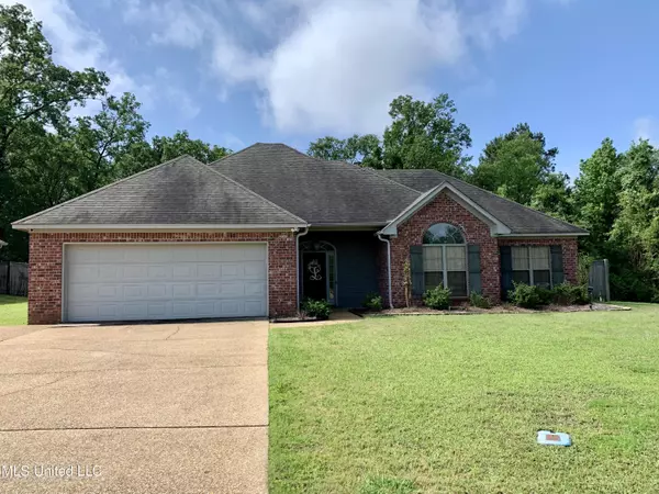 133 Rockbridge Circle, Clinton, MS 39056