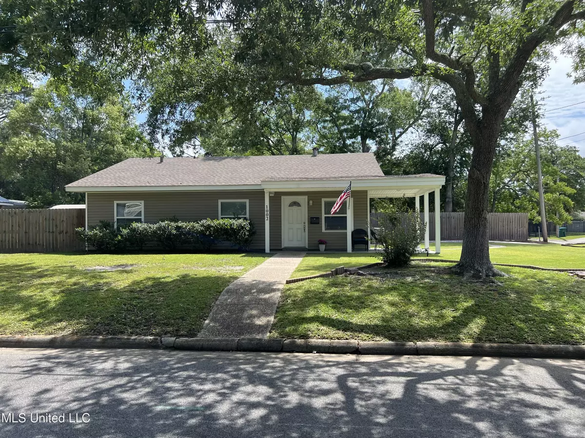 Pascagoula, MS 39567,1002 Oliver Street