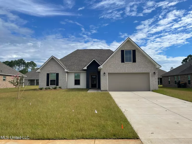 11604 Rosalie Place, Ocean Springs, MS 39564